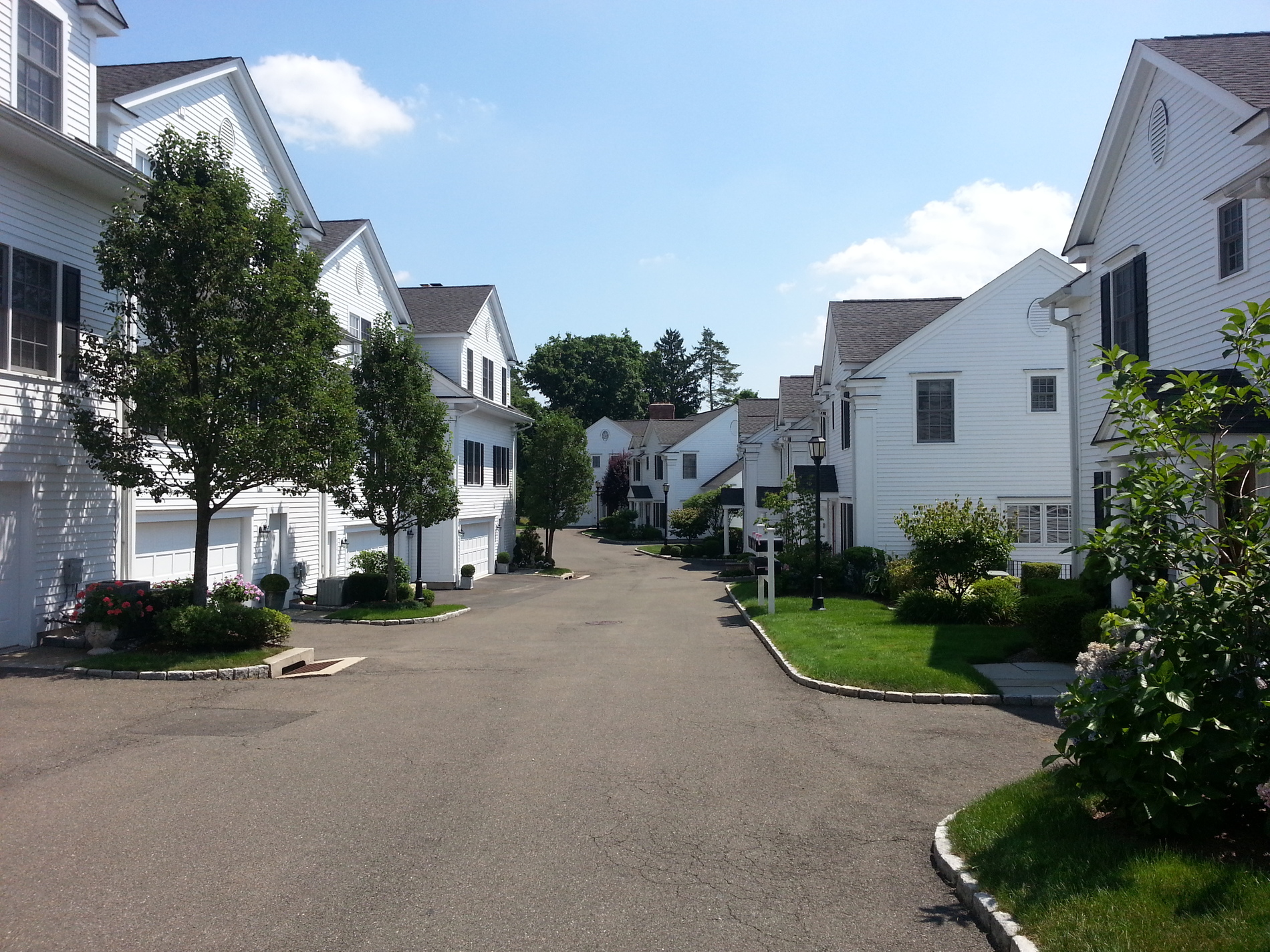 Park Slope Condos, Park Street, New Canaan, Connecticut 06840 Dagny's