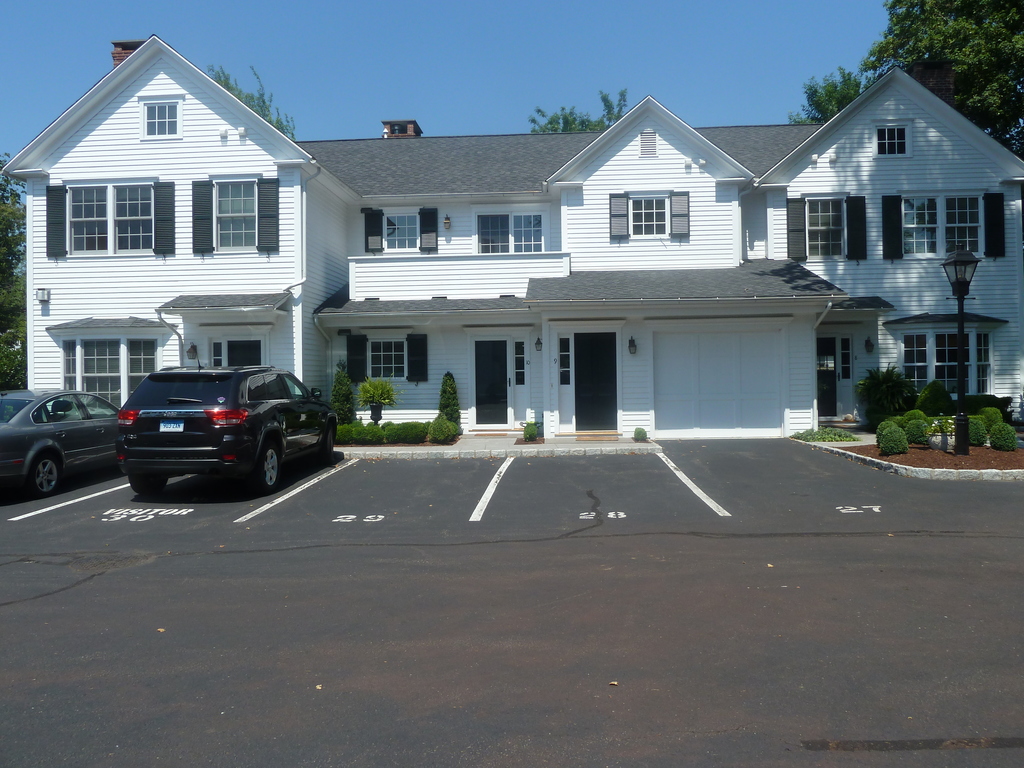 Riverside Green, Westport, CT 06880 Dagny's Real Estate