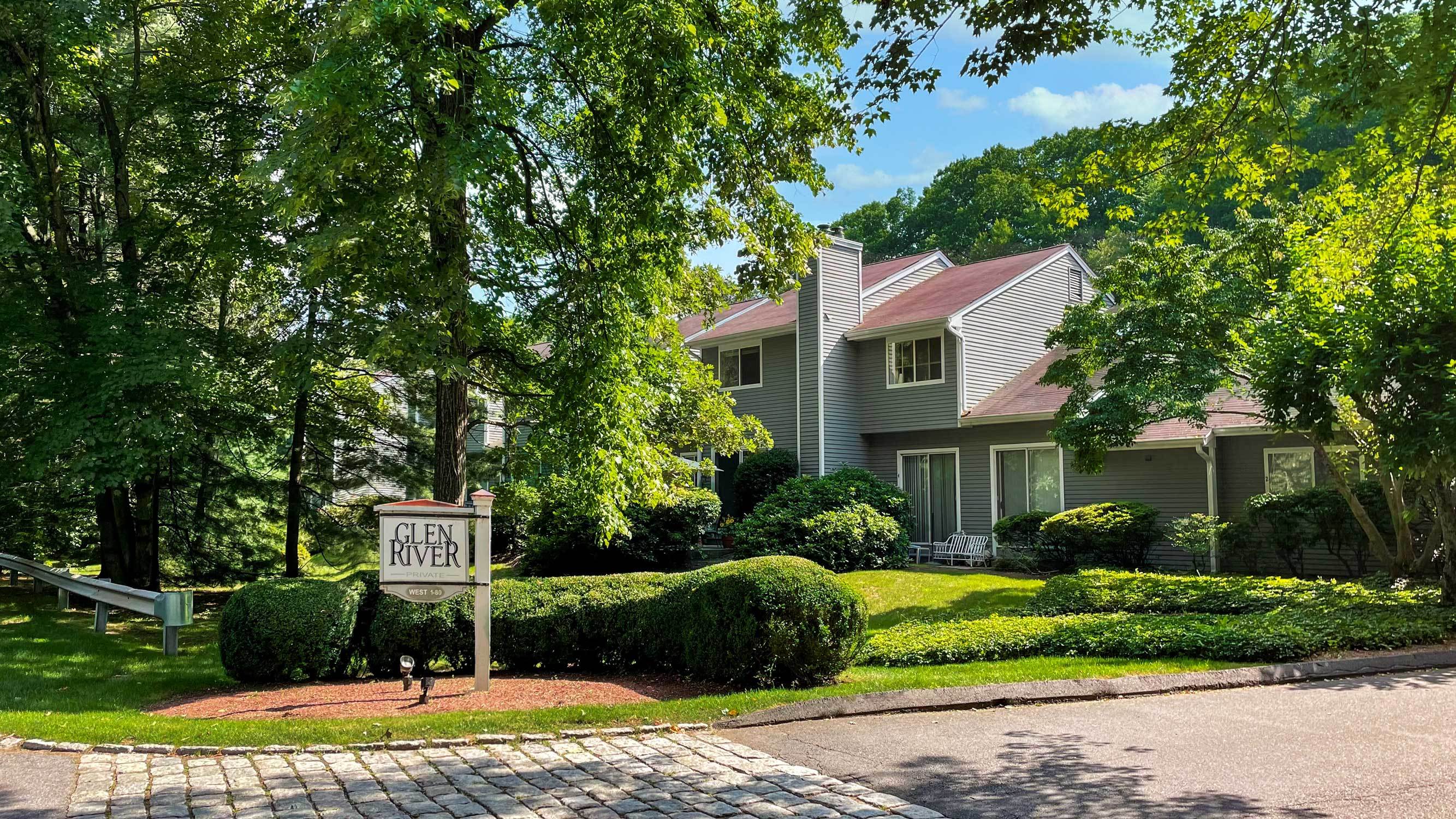 Glen River, Wilton CT Condos for Sale Find & Buy Best Homes and