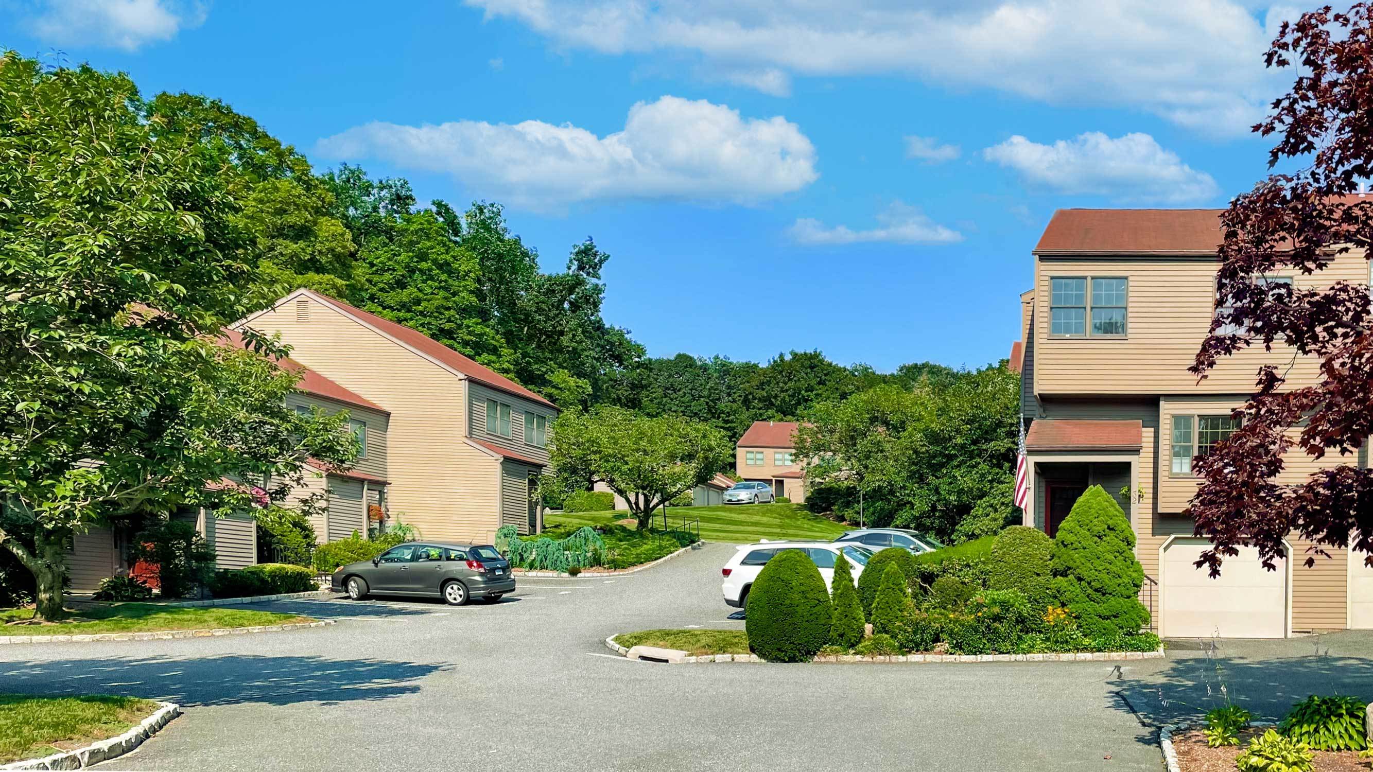 Lambert Common, Wilton CT Condos for Sale Find & Buy Best Homes and