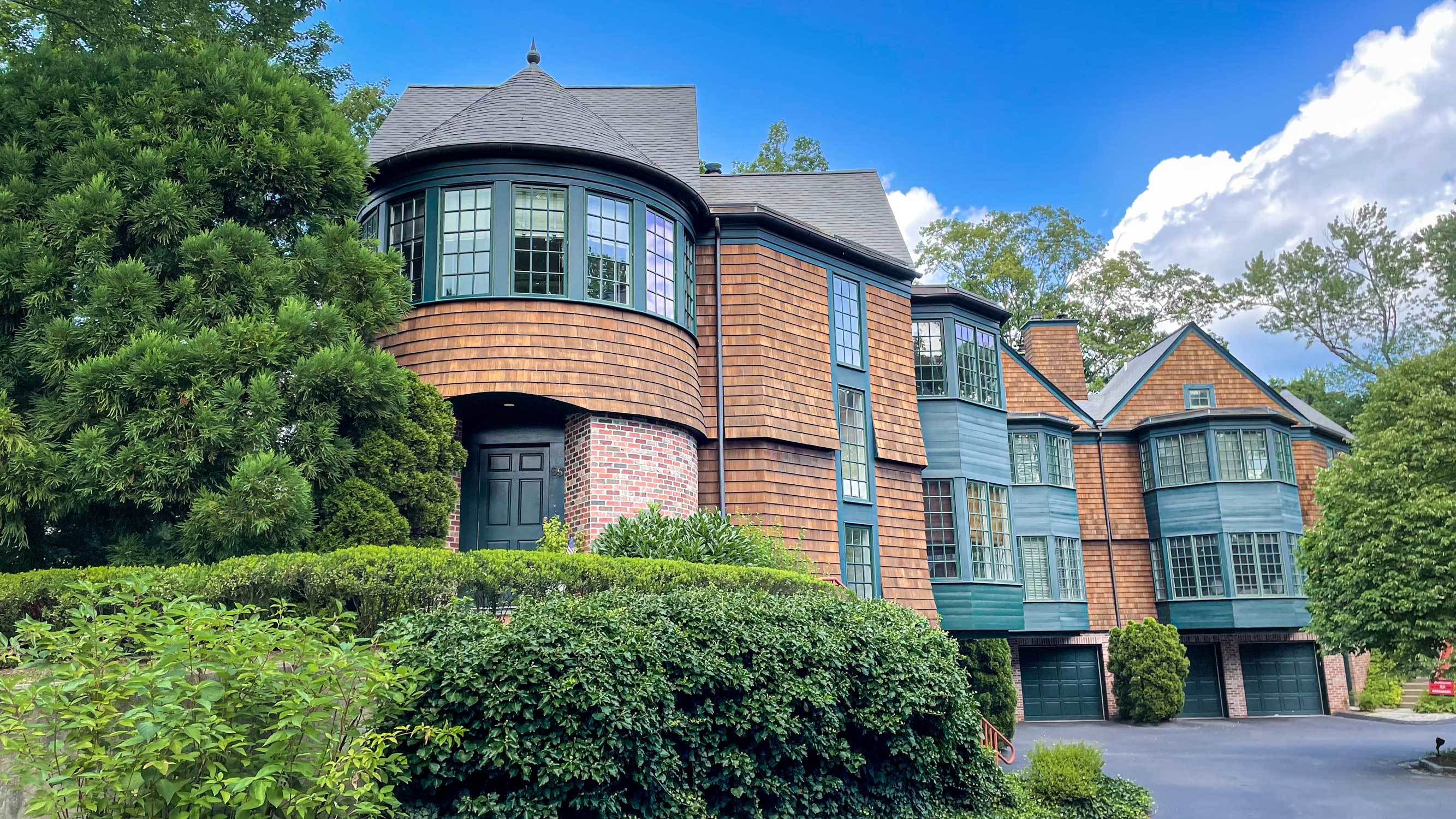 Mead Common, New Canaan CT Condos for Sale Find & Buy Best Homes and