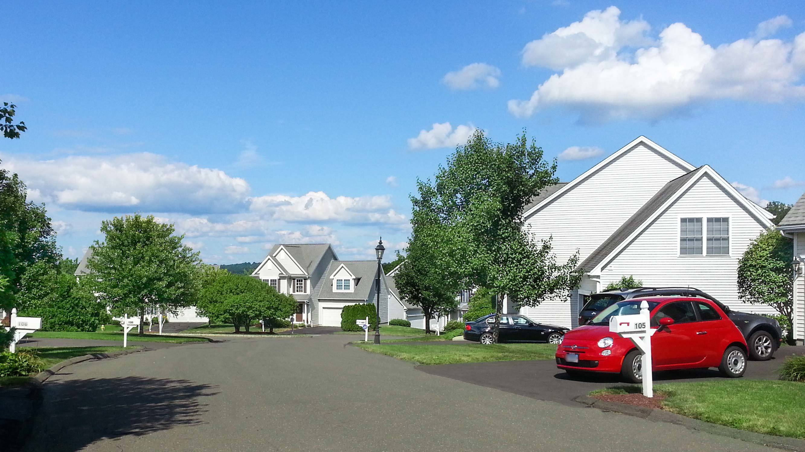 Sterling Woods, Danbury CT Condos for Sale Find & Buy Best Homes and