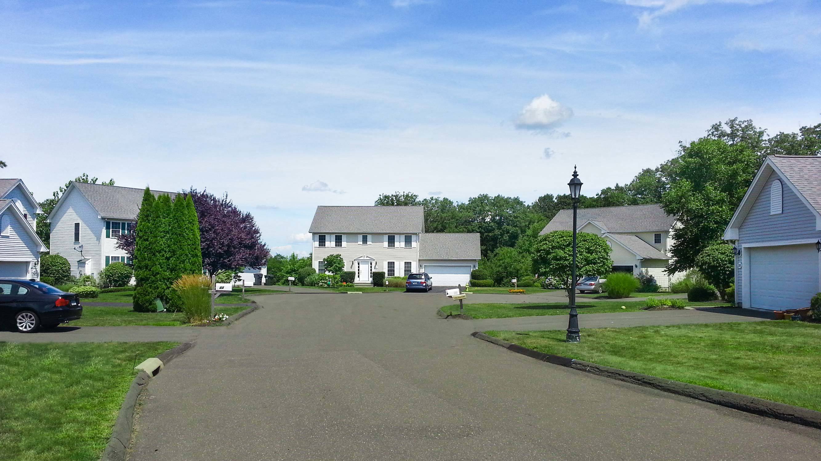 White Oak, Danbury CT Condos for Sale Find & Buy Best Homes and