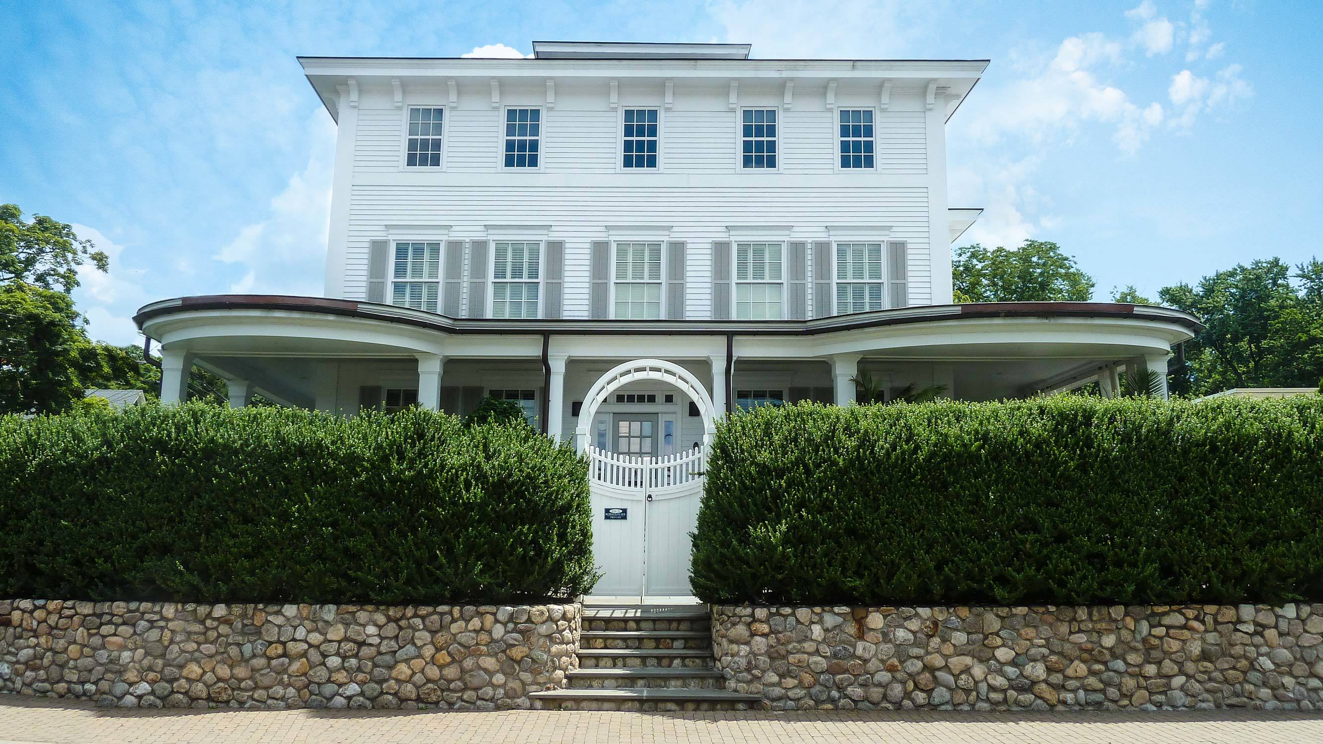 Winthrop House, Norwalk CT Condos for Sale Find & Buy Best Homes and