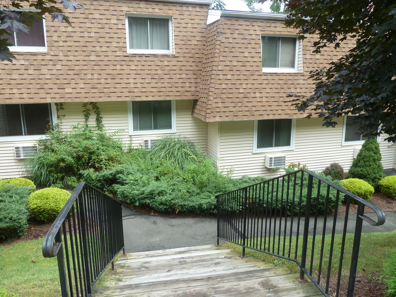 Chestnut Hill Village, Bethel CT Condos for Sale Find & Buy Best Homes