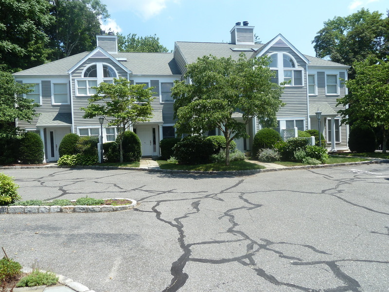 Old Hill, Westport CT Condos for Sale Find & Buy Best Homes and