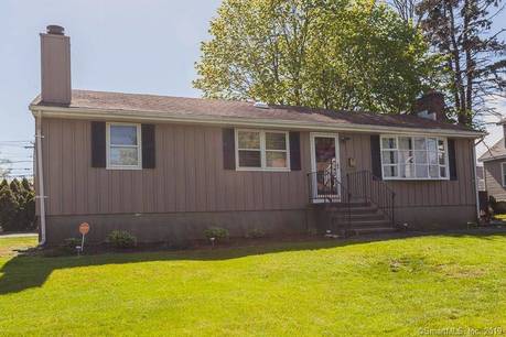 Single Family Home Sold in Stratford CT 06614. Ranch house near waterfront.