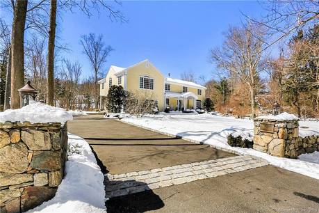 Single Family Home Sold in Wilton CT 06897. Colonial house near waterfront with 2 car garage.