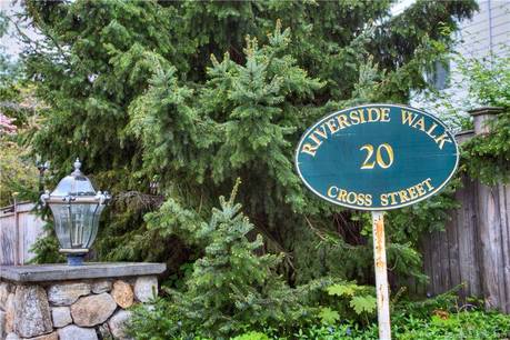 Condo Home Sold in Westport CT 06880. townhouse near beach side waterfront with 1 car garage.