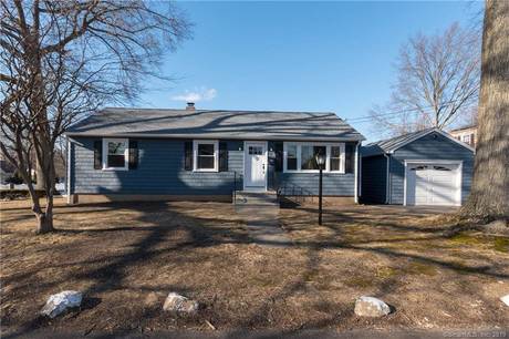 Single Family Home Sold in Stratford CT 06614. Ranch house near waterfront with 1 car garage.