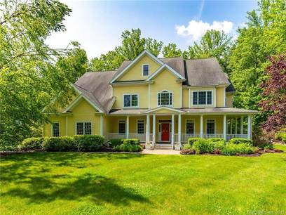 Single Family Home Sold in Newtown CT 06470. Colonial house near waterfront with 3 car garage.