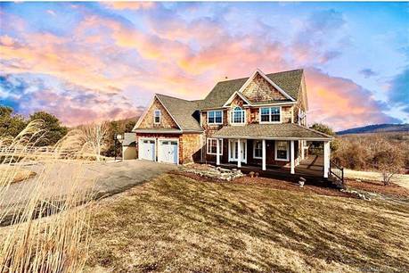 Single Family Home For Sale in Sherman CT 06784. Colonial farm house near waterfront with 2 car garage.