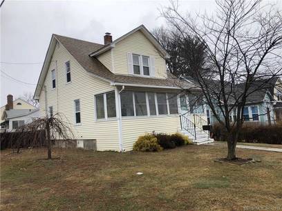 Single Family Home Sold in Stratford CT 06615. Old colonial house near waterfront with 1 car garage.