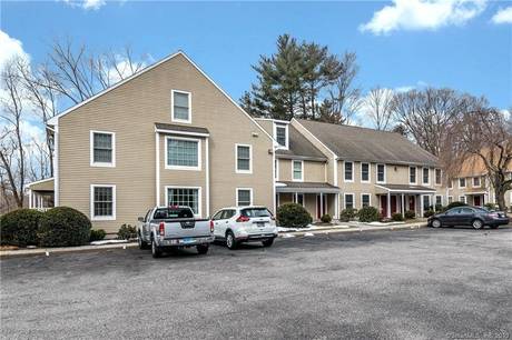 Condo Home Sold in Redding CT 06896. townhouse near waterfront with 2 car garage.