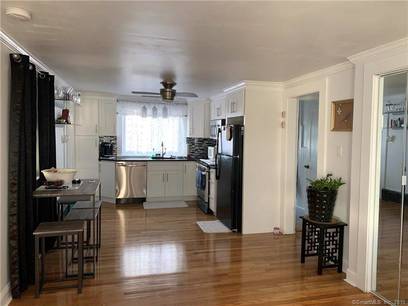 Multi Family Home For Rent in Stamford CT 06902. Colonial house near waterfront.