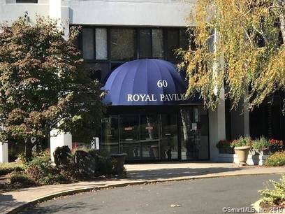 Condo Home For Rent in Stamford CT 06902. house near waterfront.