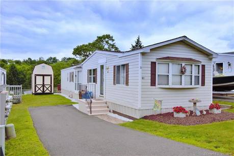 Single Family Home Sold in Shelton CT 06484. Ranch mobile-home house near waterfront.